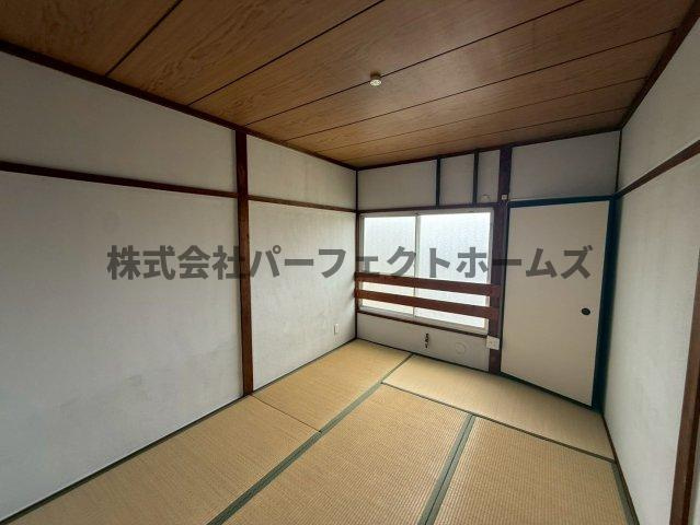 高倉1丁目テラスハウス　賃貸の和室|和室ならではの温かな和の空間で寛ぎの時間を過ごせます