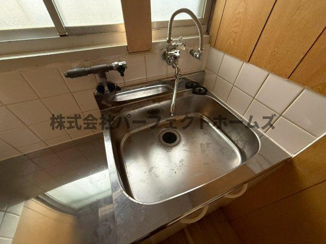 高倉1丁目テラスハウス　賃貸のキッチン|きれいなキッチンです