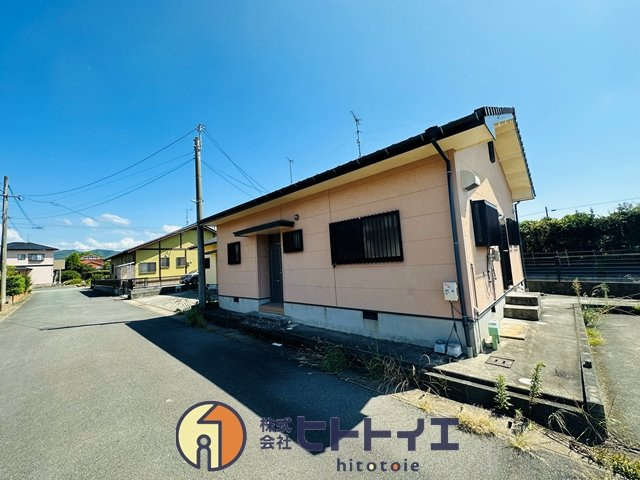 オラス小川の外観