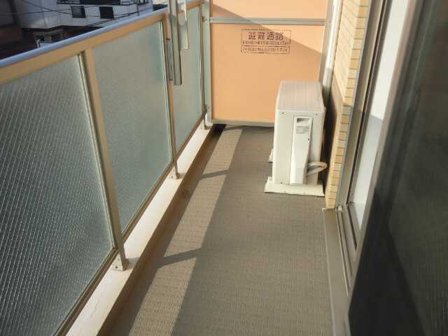 アメティスタ本中山のバルコニー