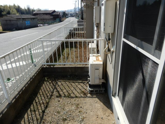 ヴィラカメリアＡ棟のバルコニー