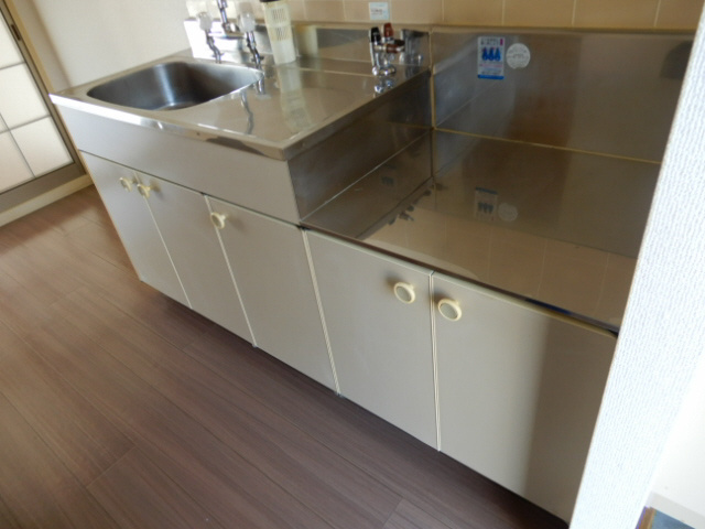 ヴィラカメリアＡ棟のキッチン