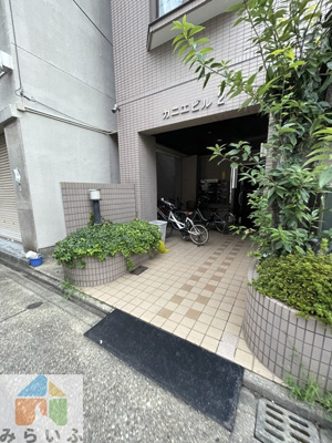 【エントランス】 | 第2カニエビル