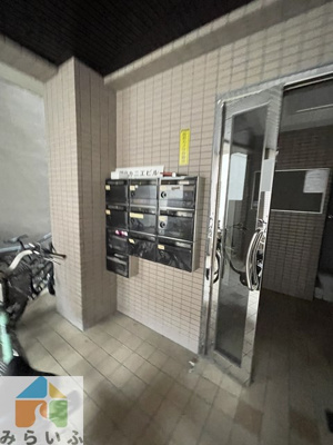 【エントランス】 | 第2カニエビル