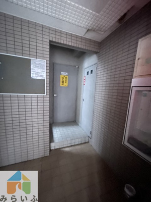 【その他】 | 第2カニエビル