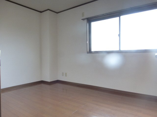 コーポエム・エヌ・中島の内装