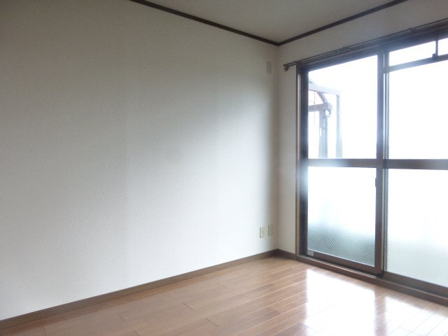 コーポエム・エヌ・中島の子供部屋