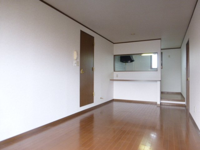 コーポエム・エヌ・中島の居間・リビング