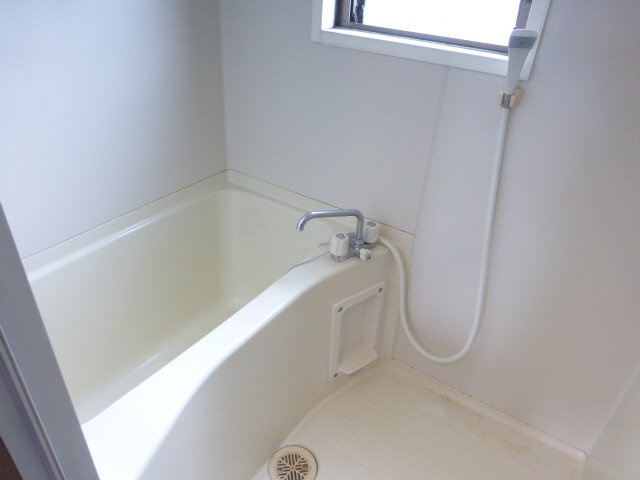 コーポエム・エヌ・中島の浴室