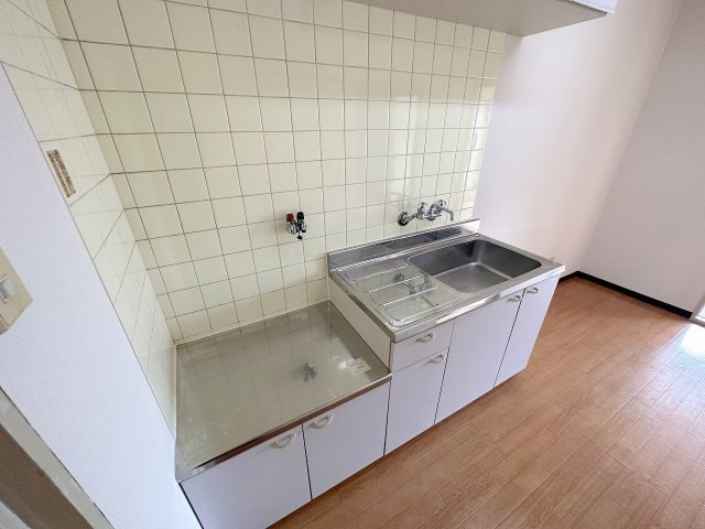 シティ赤坂のキッチン