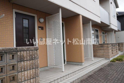 【エントランス】 | シャーメゾン舞