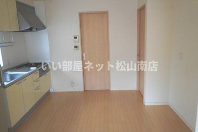 【内装】 | シャーメゾン舞