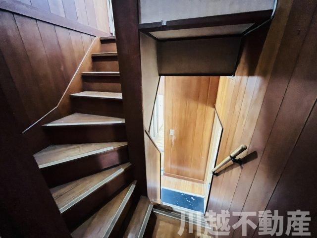 中2階のあるゆったり４LDKのその他|中2階入り口より階段室を見た光景