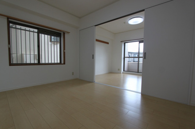 【洋室】 | ベルソーレ支倉