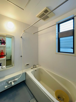 【浴室】 | たつの市揖保川町馬場 中古戸建 | ゆったり過ごせるお風呂です