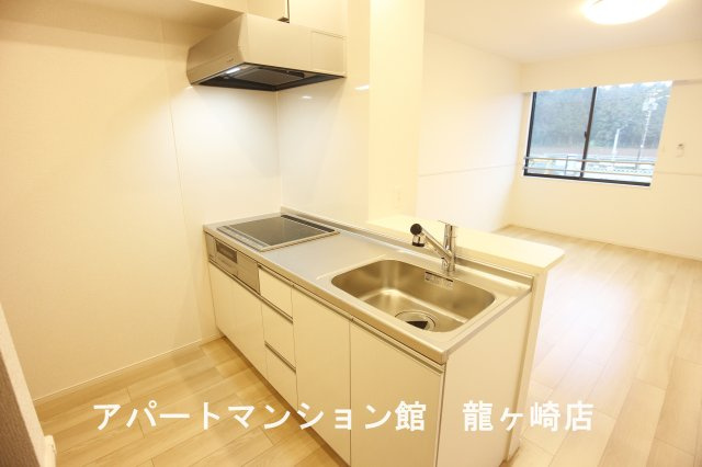 ポスト　フォルトナートＡのキッチン