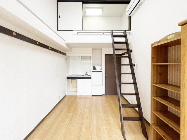 西宮市鳴尾町２丁目のアパートの洋室|入居中のため、別のお部屋の写真です。