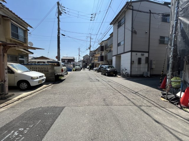 西ノ京右馬寮町2号地の前面道路含む現地写真
