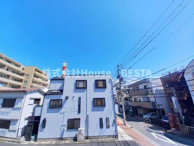 ワコーレヴィータ大開通の外観