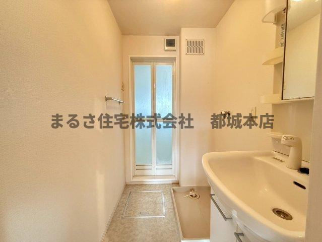 セジュール楽楽 の洗面所|２階の写真です
