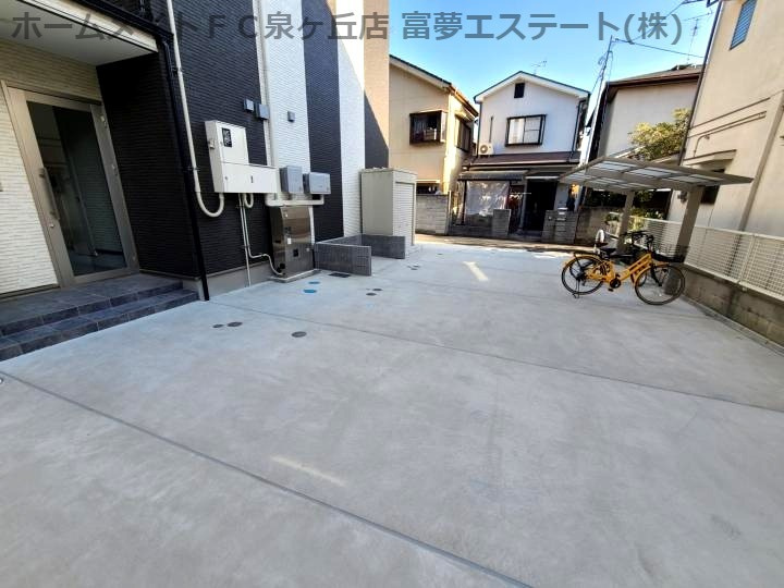 アンレーヴ羽衣のエントランス