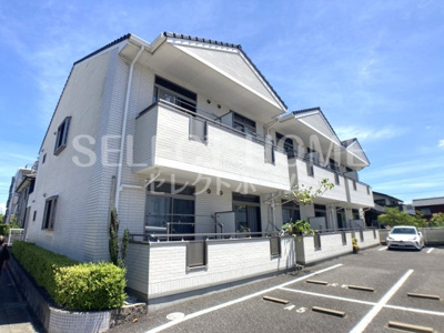 【外観】 | ルーセント | 外はこのようになっています