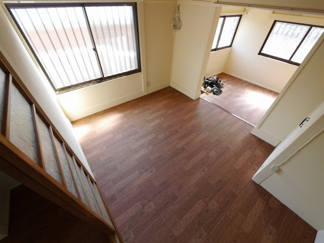 西山町4丁目戸建の居間・リビング|◇使いやすい居間です