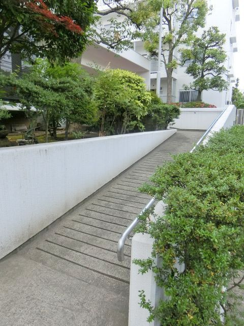 葛西パークサイドハイツ　9階　リ　ノベーションの庭