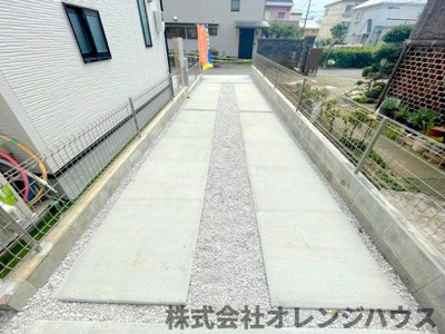 【駐車場】 | 厚木市妻田北４丁目　新築分譲住宅　全2棟 | 写真撮影【2023.10】