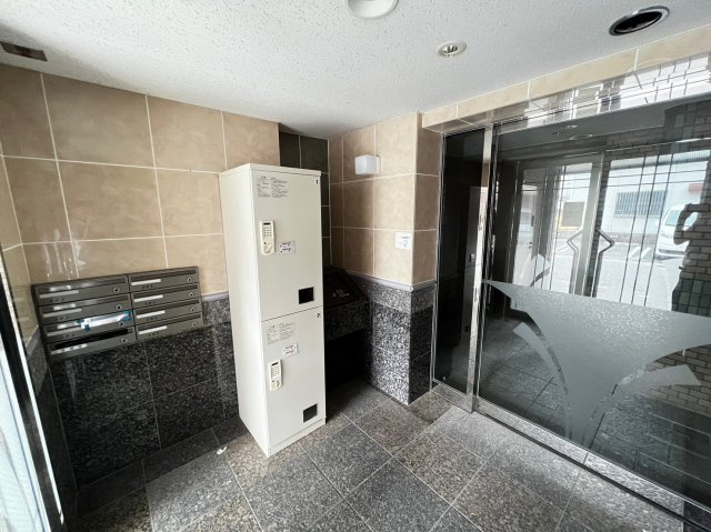 グランパルク中村町のエントランス|グランパルク中村町