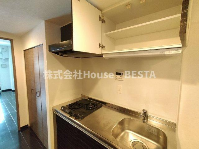 コスモリード神戸三宮のキッチン