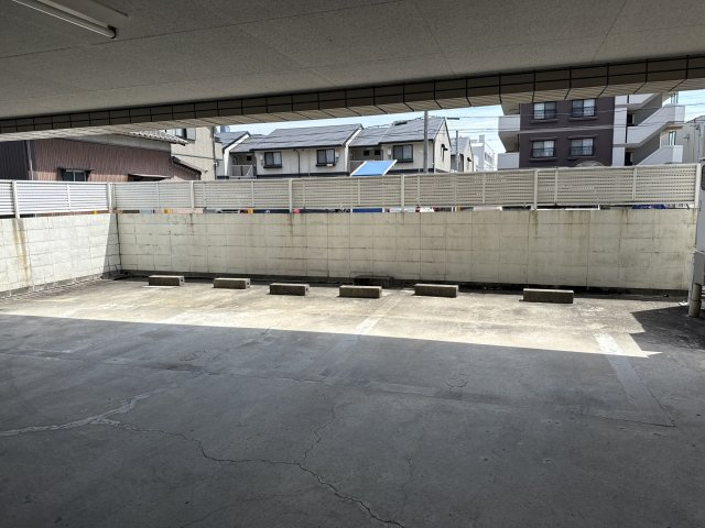 ベルトピア手柄Ⅴの駐車場