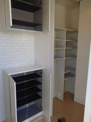 【玄関】 | シャーメゾン大塚