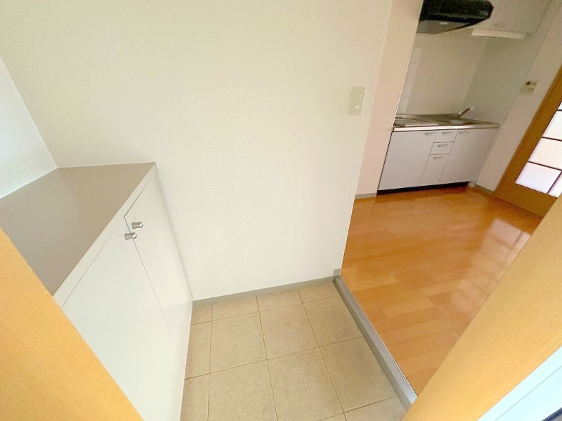 オリエンタル橿原の玄関