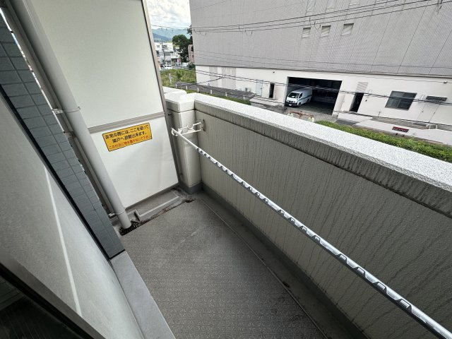 橿原市久米町の賃貸マンションのバルコニー