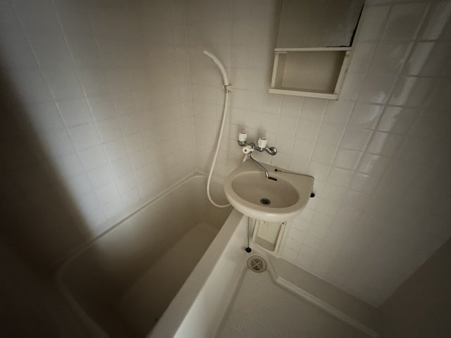 橿原市久米町の賃貸マンションの浴室