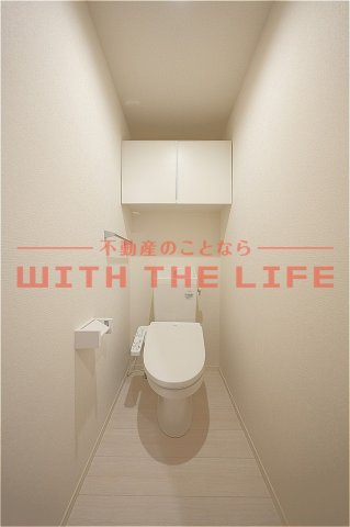 D-room椿【キャッシュバック対象物件】のトイレ|落ち着いた色調のトイレです