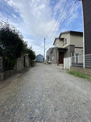 【前面道路含む現地写真】 | 守谷市百合ヶ丘2丁目