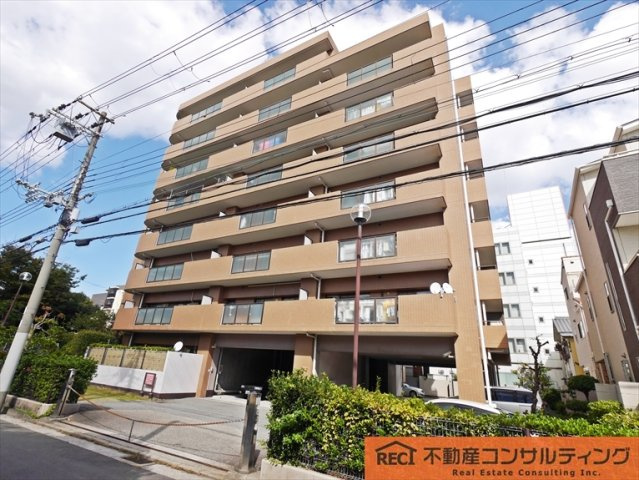 ファミール西宮今津の外観