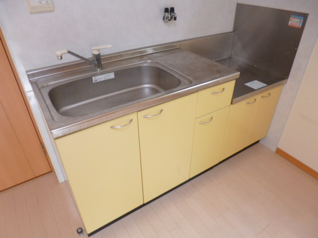 ビヤン北八代のキッチン