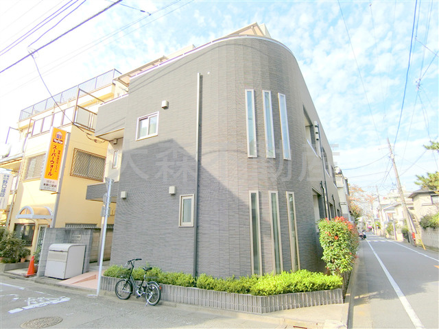 エスパシオ梅屋敷の外観