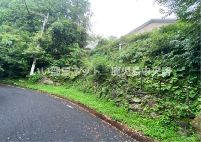 前面道路・階段