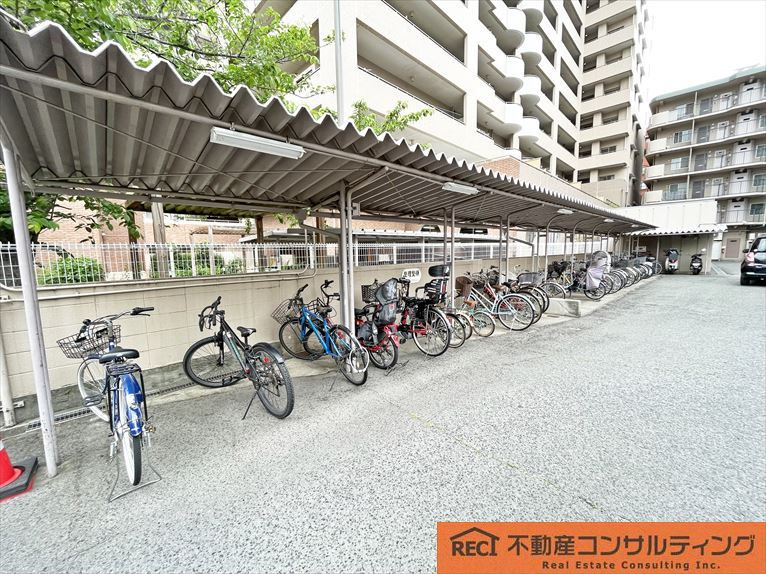 日商岩井東灘マンションのエントランス