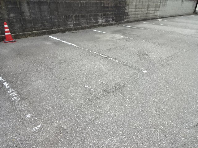 フジサンライズ白浜の駐車場
