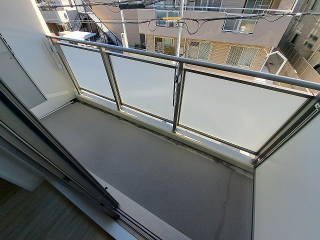 テレージア甲子園高潮町のバルコニー