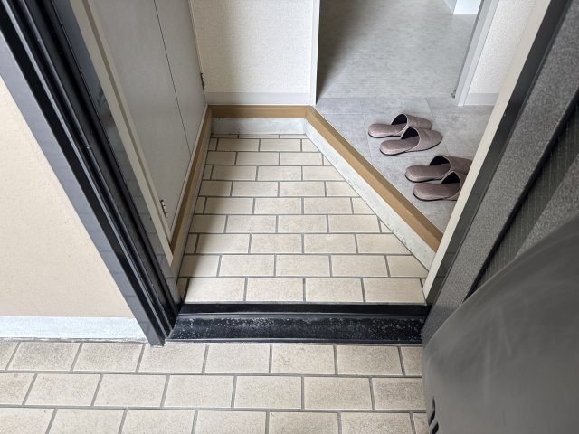 フレグランス坂上の玄関