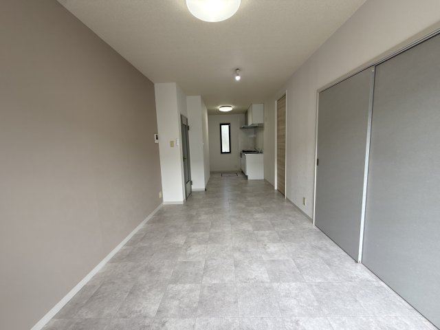 フレグランス坂上の居間・リビング