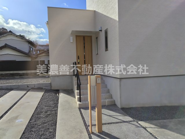 ６１５１５　岐阜市長良未使用戸建ての外観