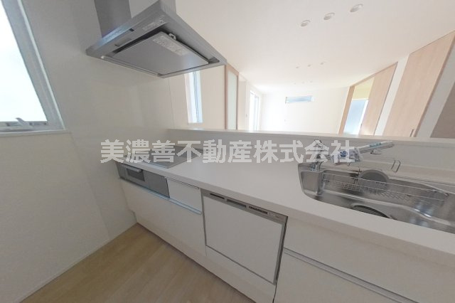 ６１５１５　岐阜市長良未使用戸建てのキッチン