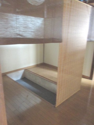 【洋室】 | 群馬県沼田市下久屋町 2700万 店舗（3階建) | ２階個室